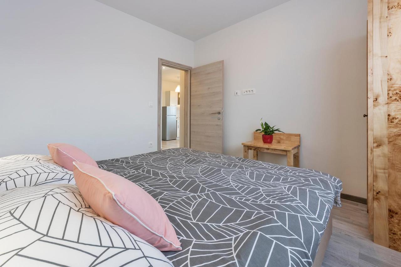 פאז'אנה 2 Bedroom Apartment Peroj מראה חיצוני תמונה